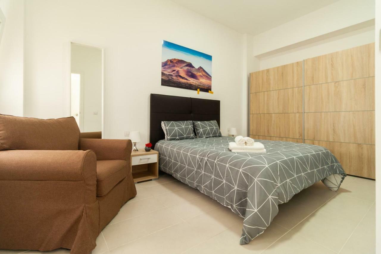 Apartamentos Bello Lanzarote อาร์เรซิเฟ ภายนอก รูปภาพ