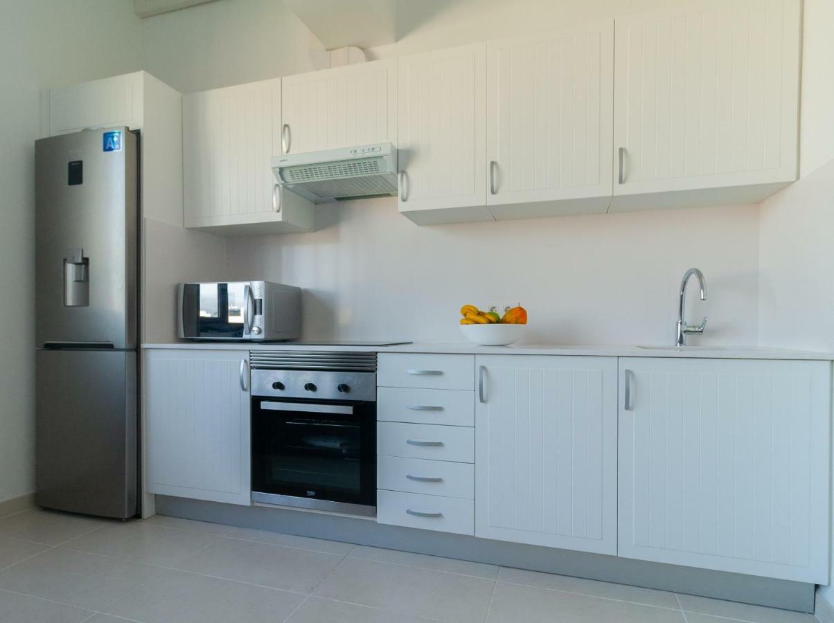 Apartamentos Bello Lanzarote อาร์เรซิเฟ ภายนอก รูปภาพ