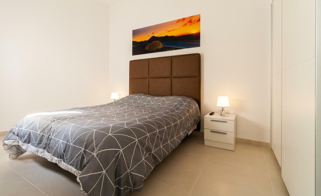 Apartamentos Bello Lanzarote อาร์เรซิเฟ ภายนอก รูปภาพ