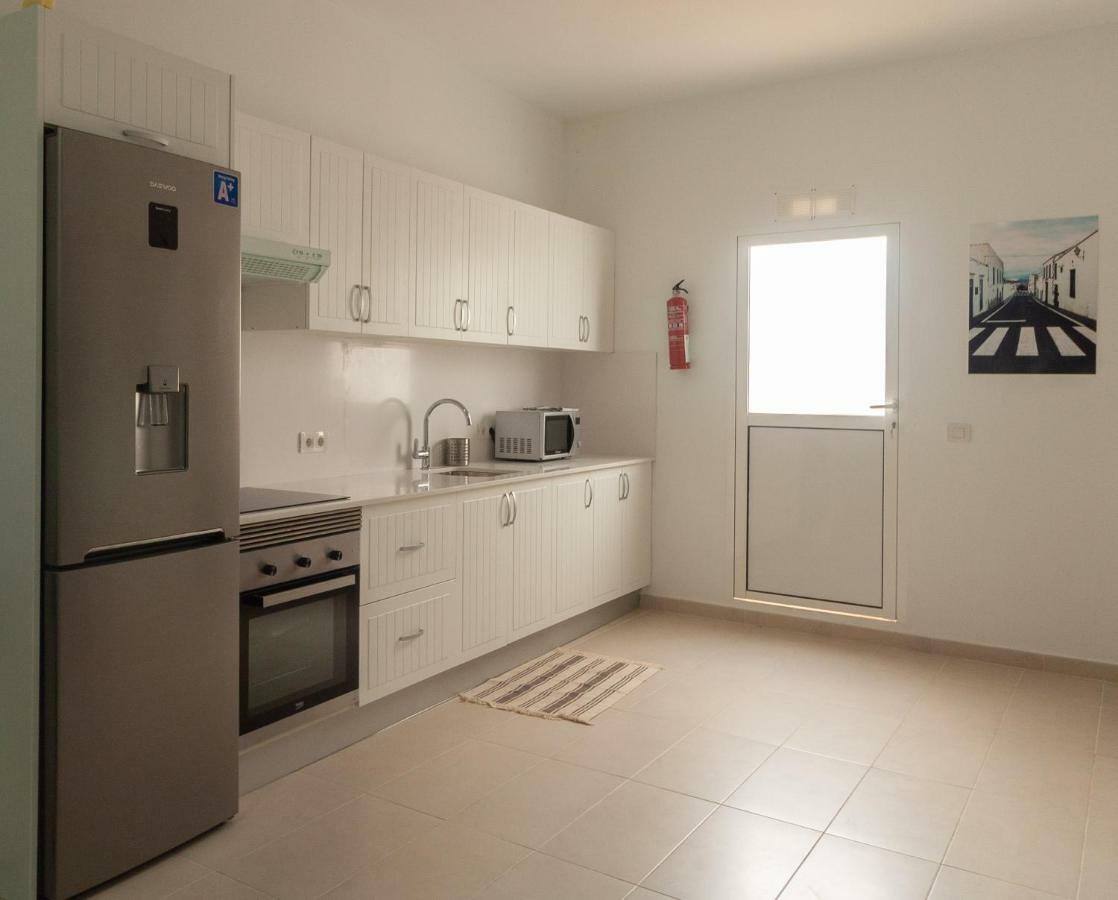 Apartamentos Bello Lanzarote อาร์เรซิเฟ ภายนอก รูปภาพ